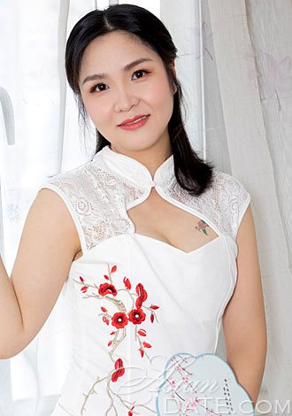 Gorgeous profiles pictures: Jiaojian from Shanghai, member China yuong