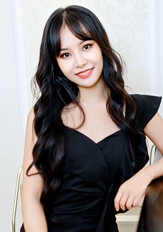 Most gorgeous profiles: Yinling(Vivian) from Shanghai, dating Thai member