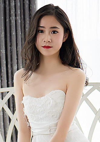 Gorgeous pictures: Rong from Xi An, Asian member for romantic companionship and dating